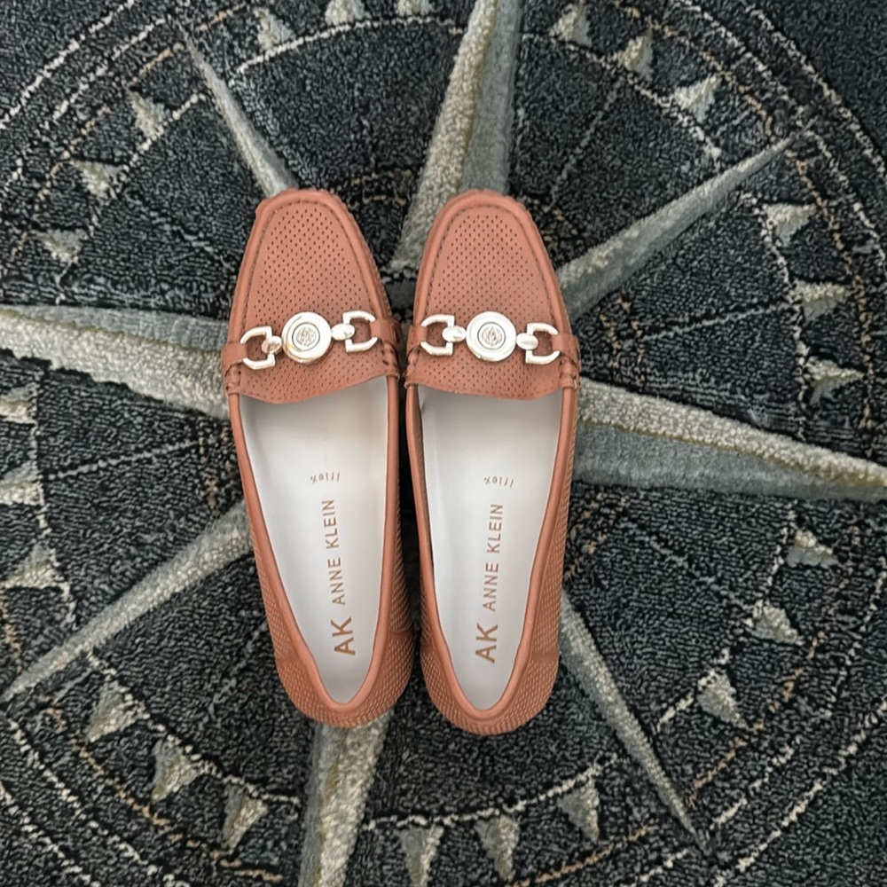 Anne Klein driving casual shoes